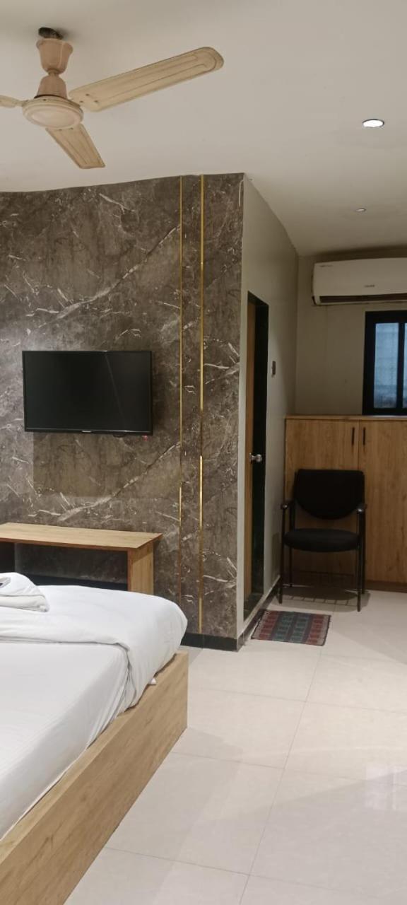 Hotel Sunrise Residency Mumbai Ngoại thất bức ảnh