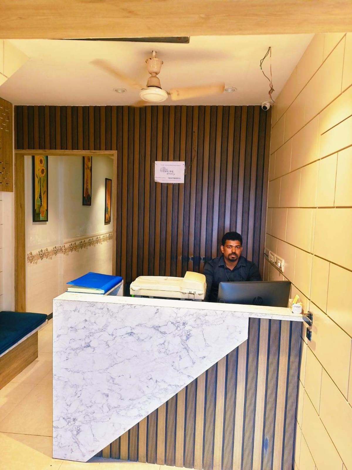 Hotel Sunrise Residency Mumbai Ngoại thất bức ảnh